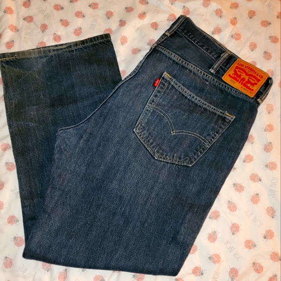 Levi's relaxed straight jeans, men's 40x32. - Picture 1 of 10